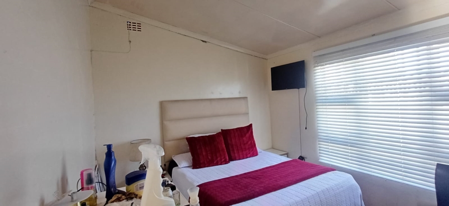 2 Bedroom Property for Sale in Mdantsane Nu 17 Eastern Cape